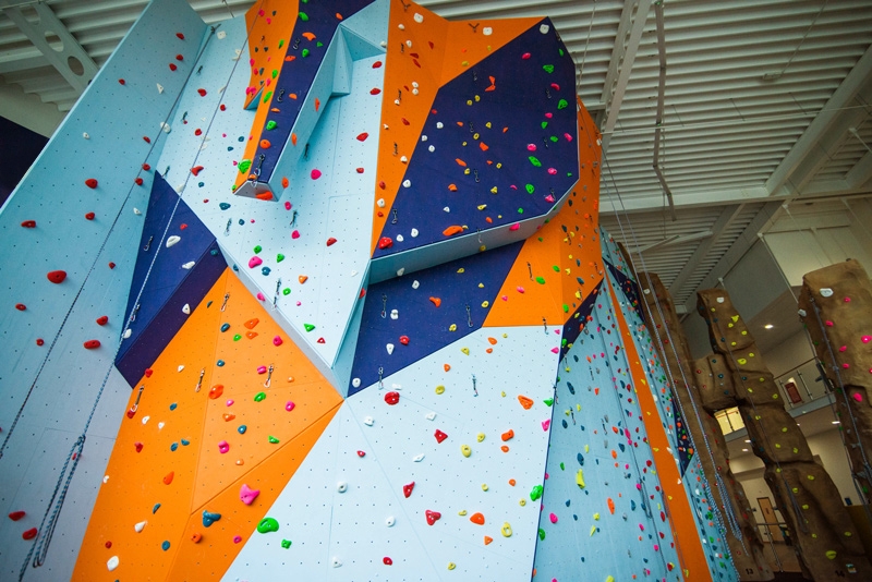 RW wycombe-climbing-wall-01